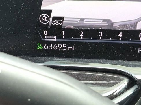 Used 2023 Cadillac Escalade ESV Sport w/ Touring Package image 39