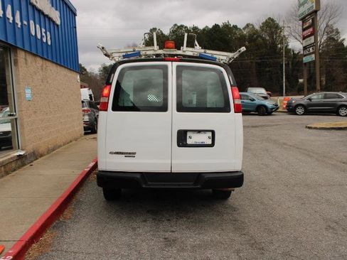 Used 2016 Chevrolet Express 3500 Extended image 5