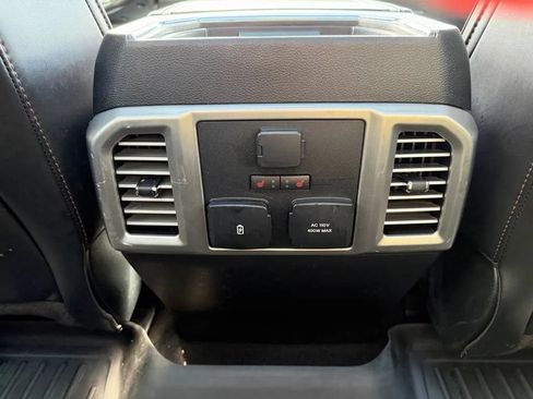 Used 2019 Ford F150 Platinum w/ FX4 Off-Road Package AWD/4WD image 32