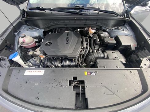 Used 2023 Kia Sorento LX AWD/4WD image 17