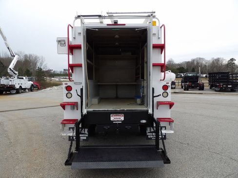 Used 2015 Ford F550 2WD Regular Cab Super Duty w/ Power Equipment Group image 46