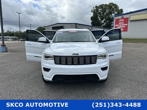 Used 2020 Jeep Grand Cherokee Altitude image 29