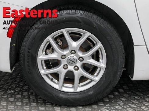 Used 2023 Chrysler Pacifica Touring-L image 30