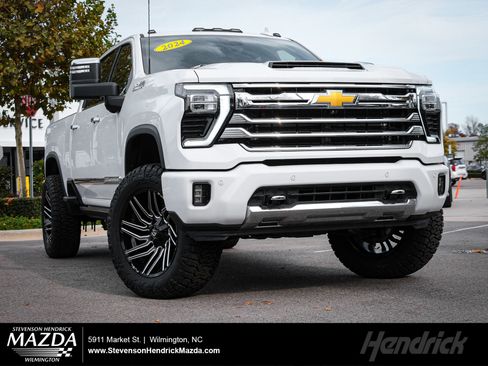 Used 2024 Chevrolet Silverado 2500 High Country w/ High Country Premium Package image 1