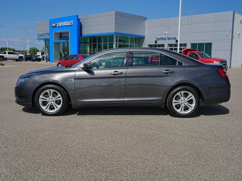 Used 2019 Ford Taurus SE FWD image 10