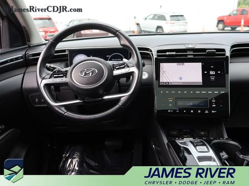 Used 2024 Hyundai Tucson Limited AWD/4WD image 19
