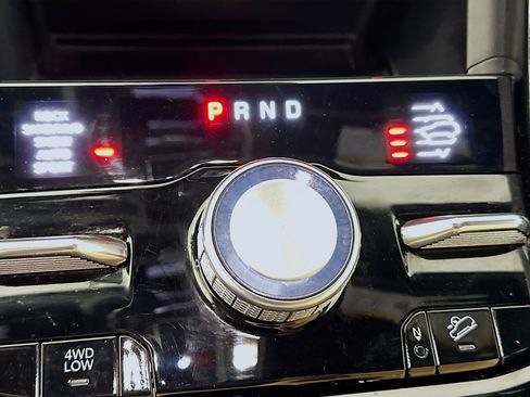 Used 2022 Jeep Grand Cherokee Summit w/ Advanced Protech Group IV image 25