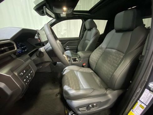 New 2026 Toyota Tacoma TRD Off-Road w/ TRD Off Road Premium Package AWD/4WD image 10