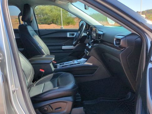 Used 2023 Ford Explorer Limited RWD image 30