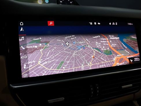 Used 2021 Porsche Cayenne S w/ Premium Package Plus image 44