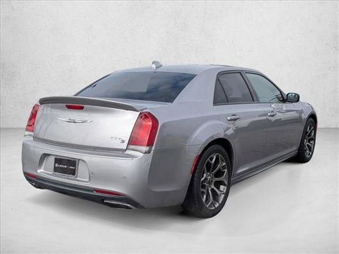 Used 2018 Chrysler 300 S w/ 300S Premium Group image 5