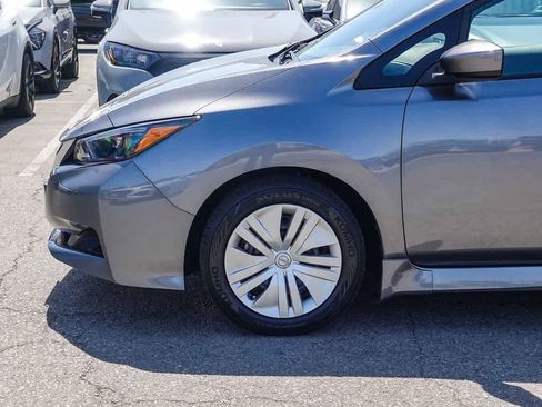 Used 2022 Nissan Leaf S FWD image 9
