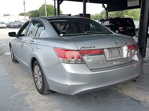 Used 2012 Honda Accord LX image 2