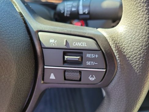 Certified 2025 Honda Accord LX image 25