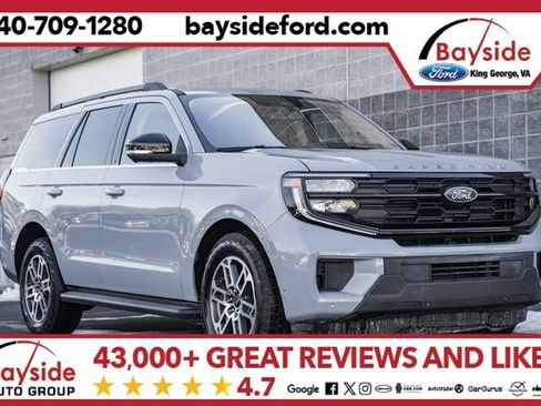 Used 2025 Ford Expedition Active image 1