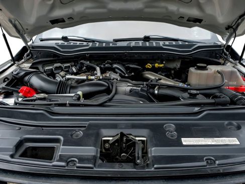 Used 2019 Ford F550 4x4 SuperCab Super Duty image 56
