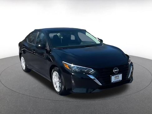 Used 2025 Nissan Sentra S image 3