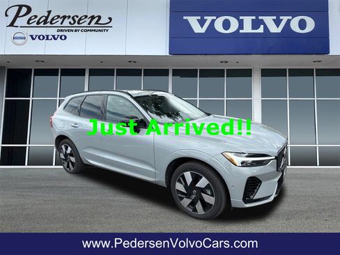 Used 2024 Volvo XC60 T8 Plus AWD/4WD image 1