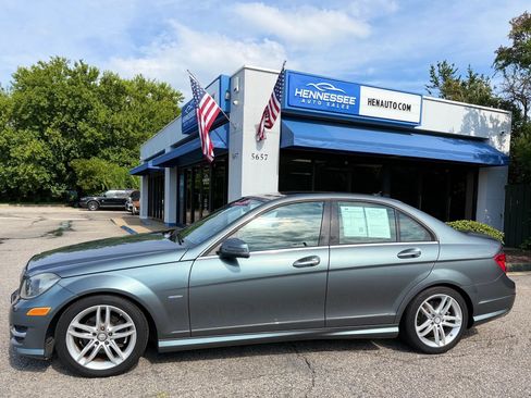 Used 2012 Mercedes-Benz C 250 Sedan image 16