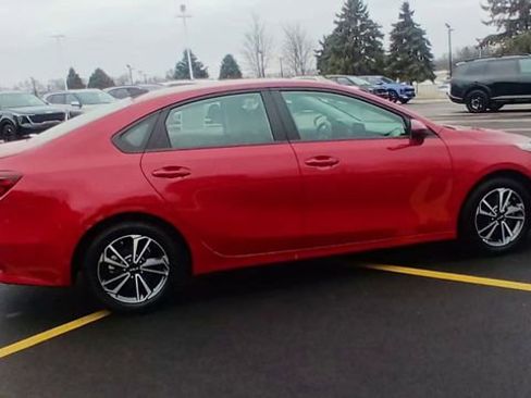 Certified 2024 Kia Forte LXS image 3