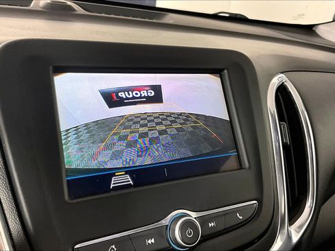 Used 2019 Chevrolet Equinox LT FWD image 24