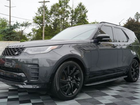 Used 2023 Land Rover Discovery S R-Dynamic AWD/4WD image 13