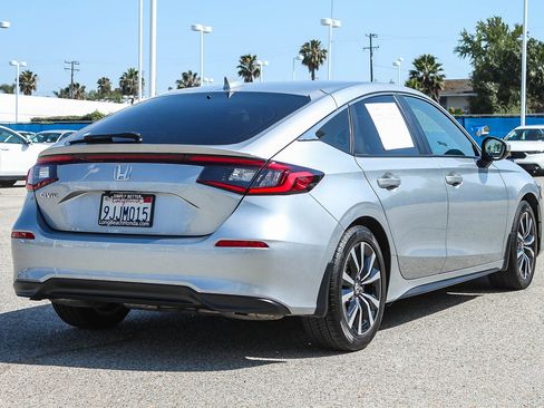 Certified 2024 Honda Civic EX-L image 9