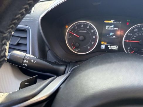 Used 2019 Subaru Ascent Premium image 37