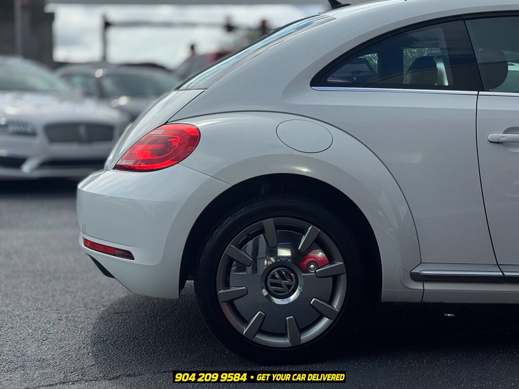 Used 2014 Volkswagen Beetle TDI FWD image 8