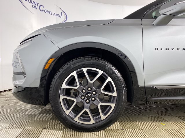 Certified 2023 Chevrolet Blazer RS w/ Enhanced Convenience Package AWD/4WD image 30