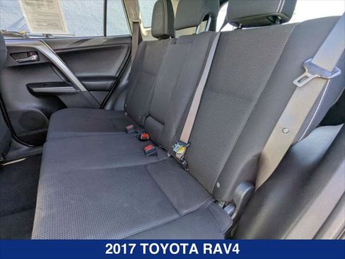 Used 2017 Toyota RAV4 XLE FWD image 21