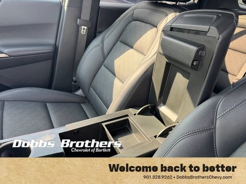 Used 2026 Chevrolet Equinox LT w/ Convenience Package II AWD/4WD image 23