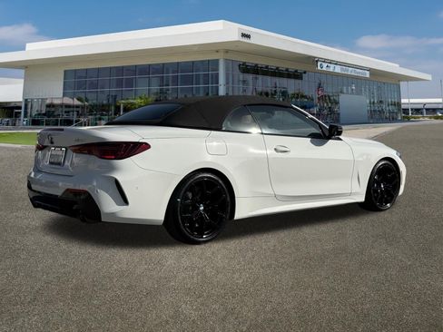 Used 2025 BMW 430i Convertible w/ M Sport Package RWD image 11