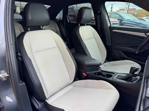 Used 2019 Volkswagen Jetta R-Line image 27