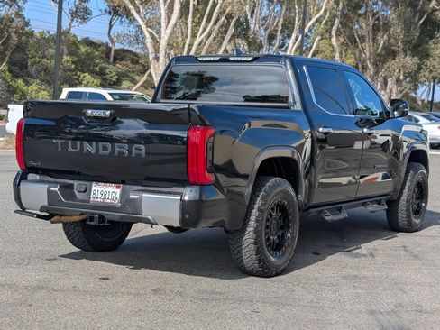 Used 2025 Toyota Tundra Limited AWD/4WD image 13