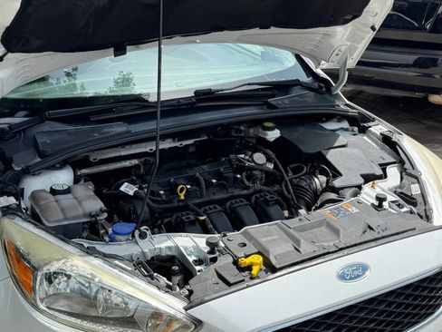 Used 2018 Ford Focus S FWD image 12
