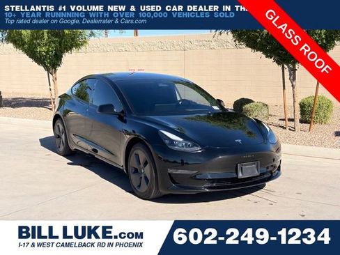 Used 2023 Tesla Model 3 Standard Range image 1