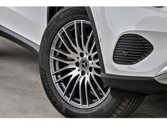 New 2026 Mercedes-Benz GLC 300 4MATIC video 3