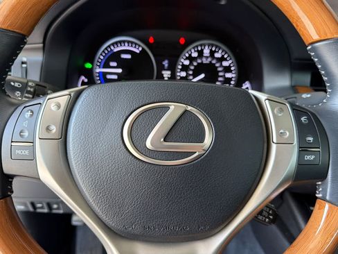 Used 2013 Lexus ES 300h w/ Luxury Pkg FWD image 25
