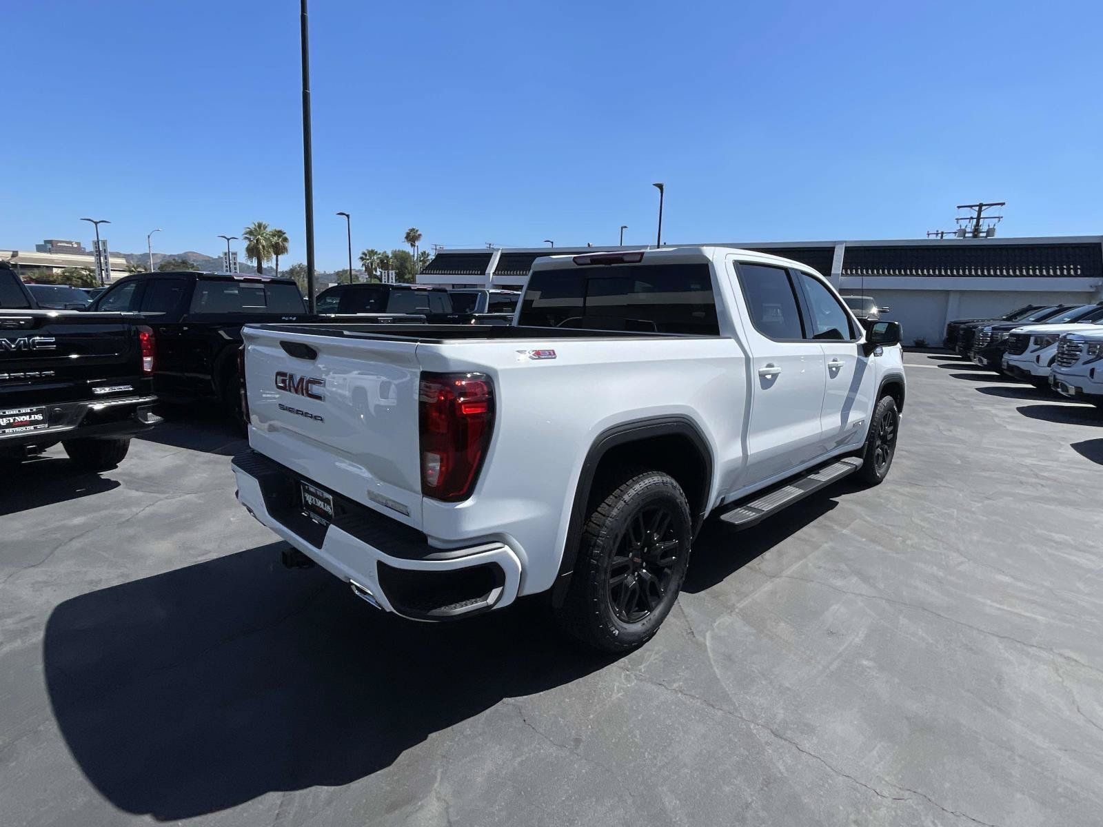 New 2026 GMC Sierra 1500 Elevation w/ Elevation Premium Package AWD/4WD image 5