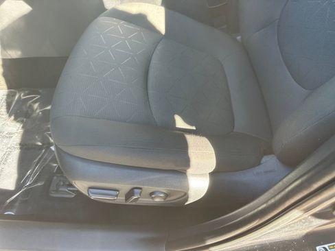 Used 2024 Toyota RAV4 XLE image 6