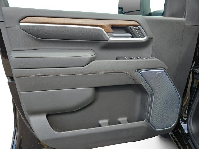 New 2026 Chevrolet Silverado 2500 High Country w/ High Country Premium Package AWD/4WD image 10