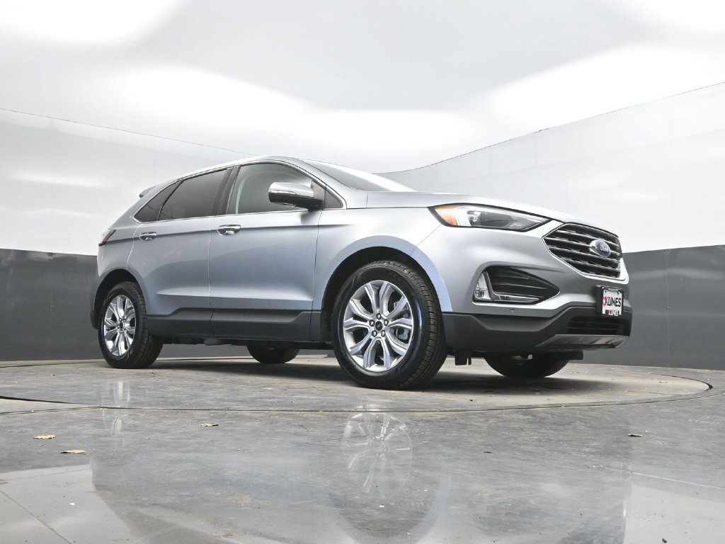 Used 2024 Ford Edge Titanium AWD/4WD image 30