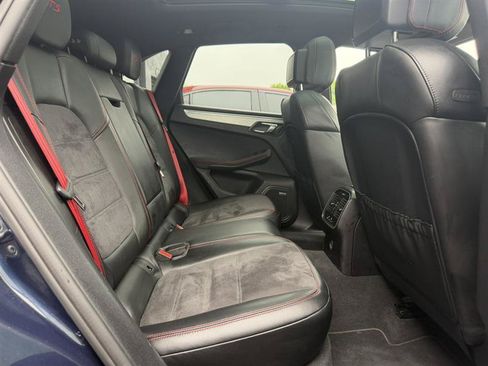 Used 2018 Porsche Macan GTS AWD/4WD image 31