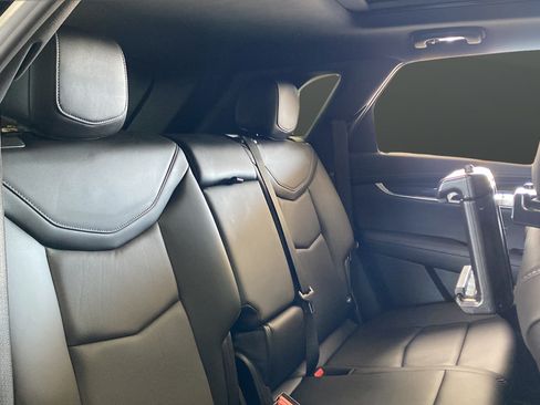 Used 2021 Cadillac XT5 Premium Luxury AWD/4WD image 24