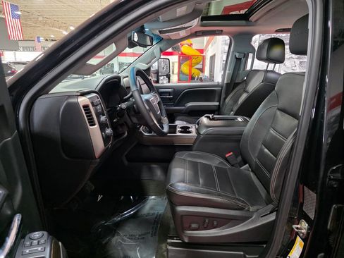 Used 2017 GMC Sierra 3500 Denali w/ Duramax Plus Package AWD/4WD image 15