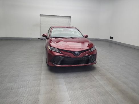 Used 2018 Toyota Camry LE image 14
