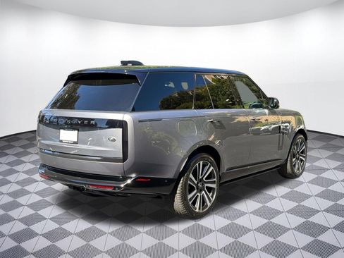 Used 2023 Land Rover Range Rover SE AWD/4WD image 5