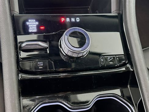 Used 2022 Jeep Grand Cherokee Limited 4xe image 25