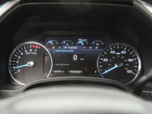 Certified 2019 Ford F250 Lariat w/ Lariat Value Package image 24